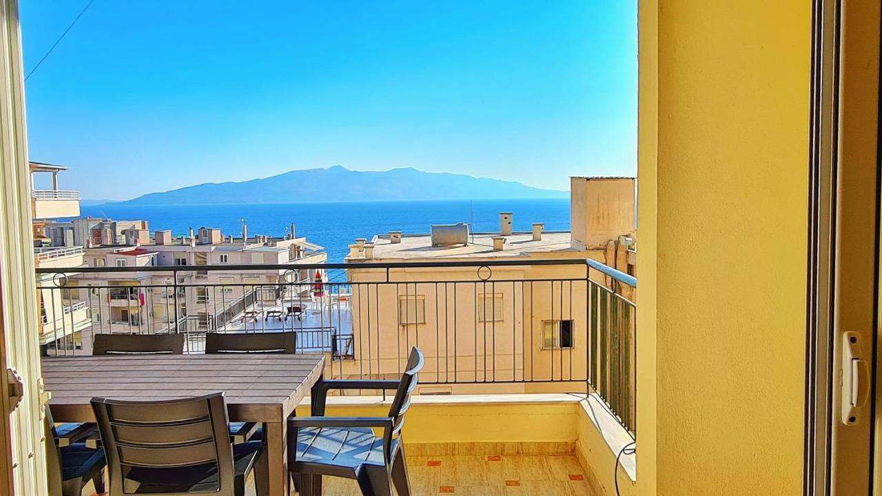 Colorful Sea View Apartment Sarande Ngoại thất bức ảnh