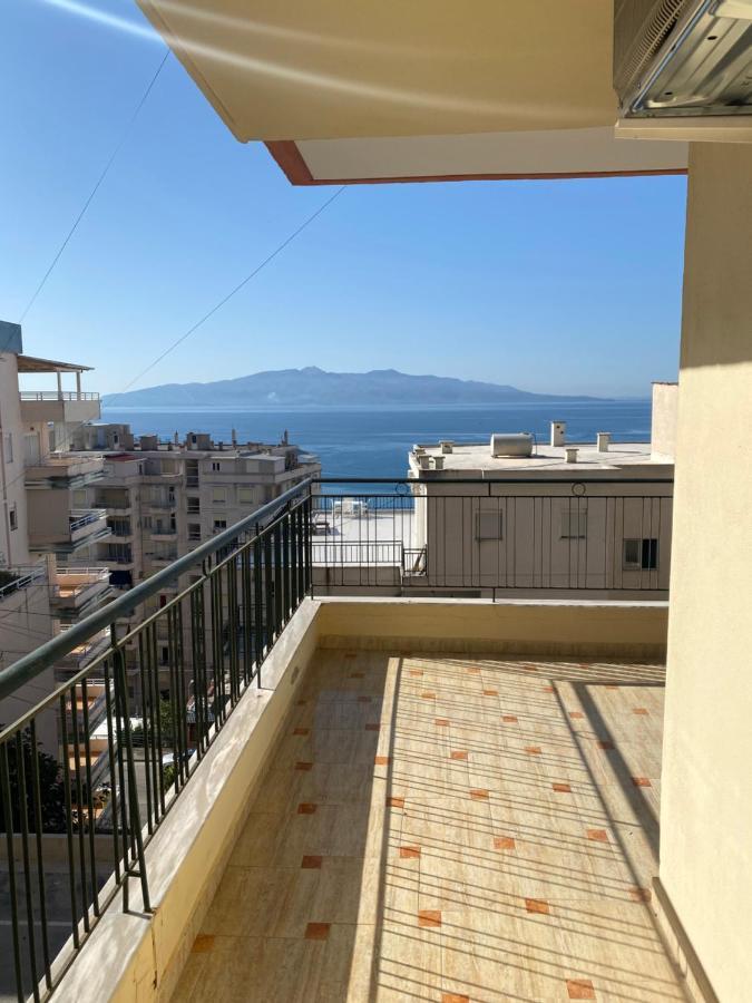 Colorful Sea View Apartment Sarande Ngoại thất bức ảnh