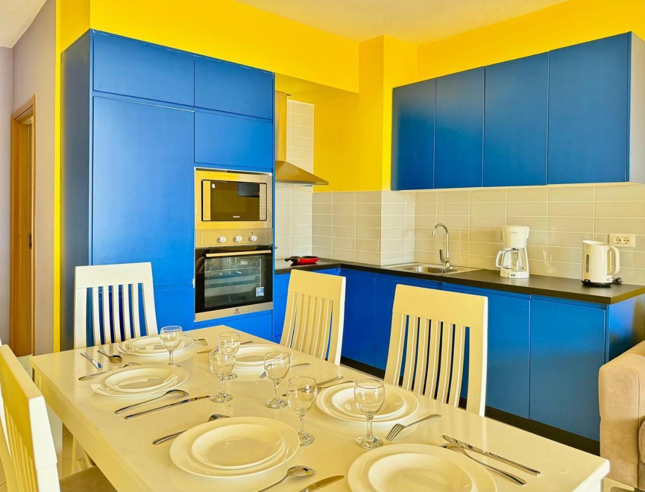 Colorful Sea View Apartment Sarande Ngoại thất bức ảnh