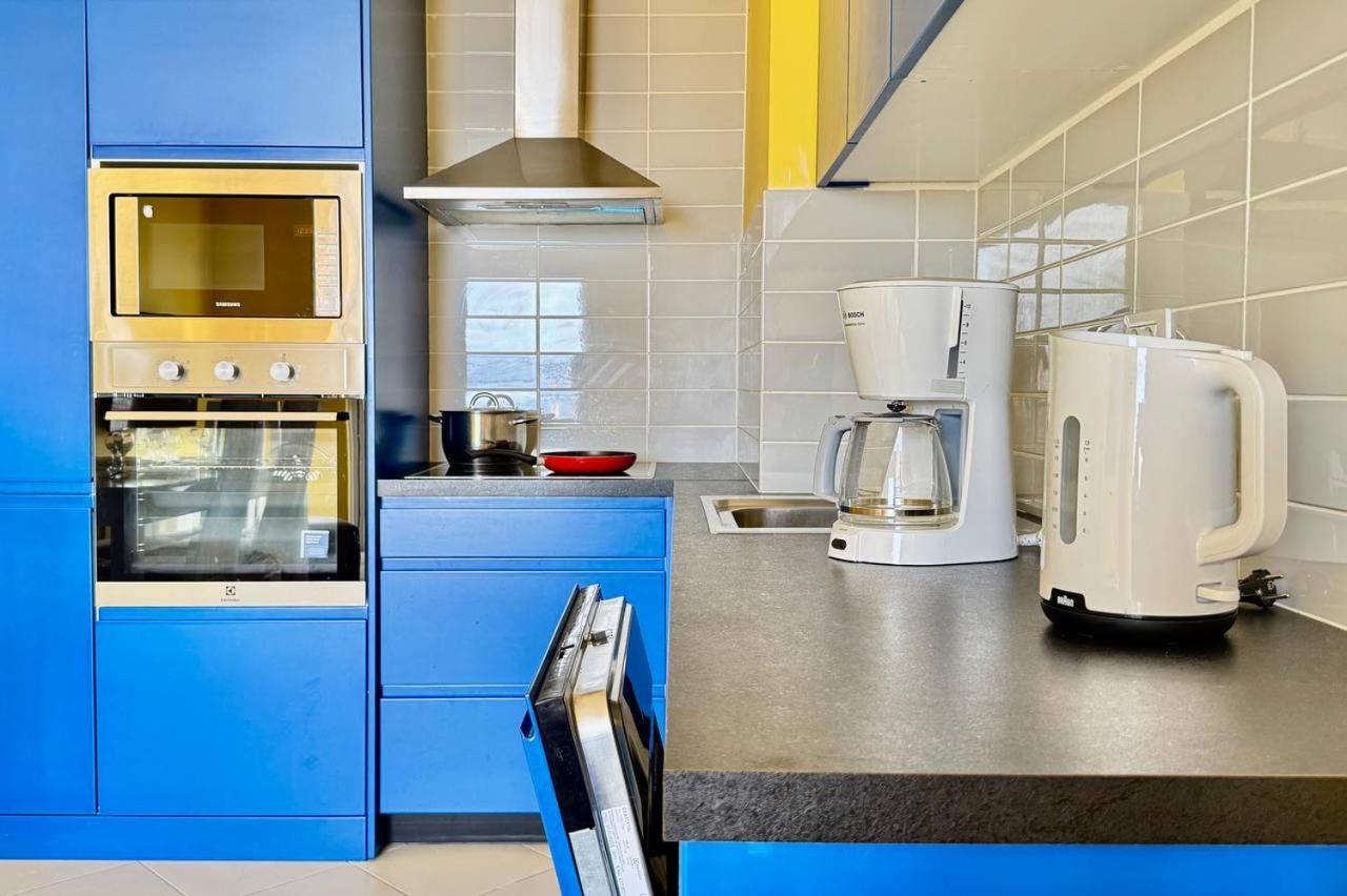 Colorful Sea View Apartment Sarande Ngoại thất bức ảnh