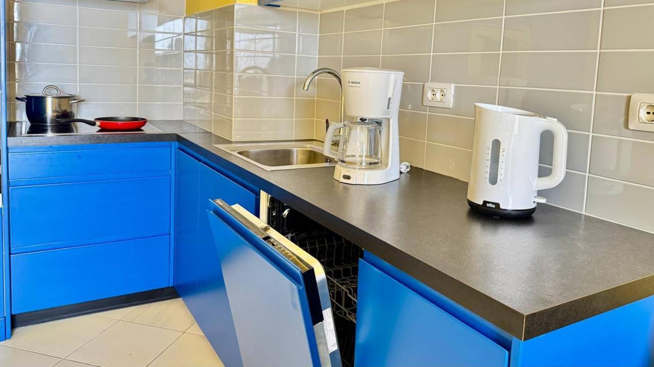 Colorful Sea View Apartment Sarande Ngoại thất bức ảnh